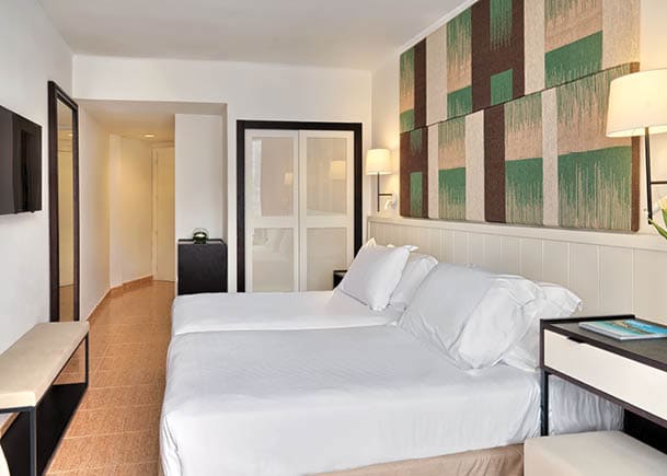 Copyright uses for H10 Hotels for sales and marketing promotions only 
