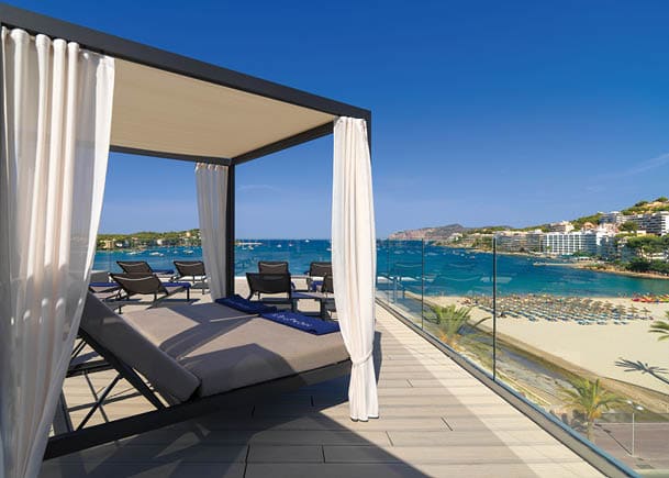 Copyright uses for H10 Hotels for sales and marketing promotions only 