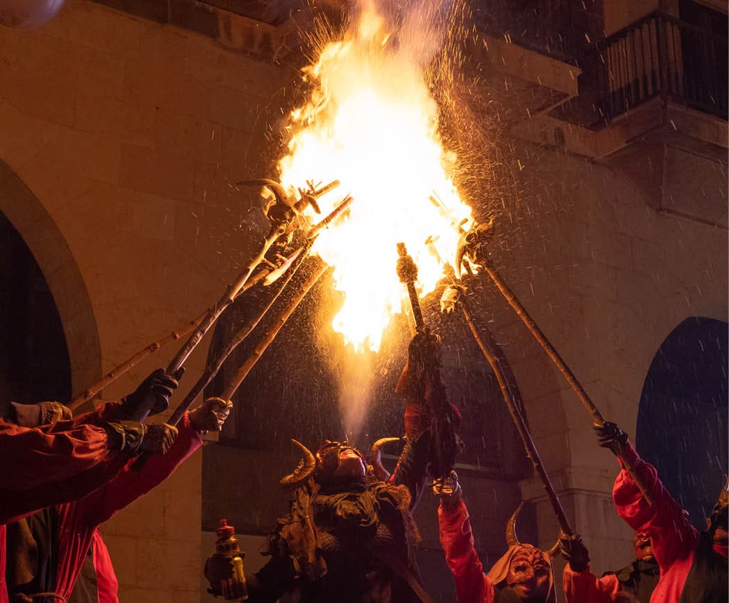 daemons & fire Popular festivals of Palma Mallorca  