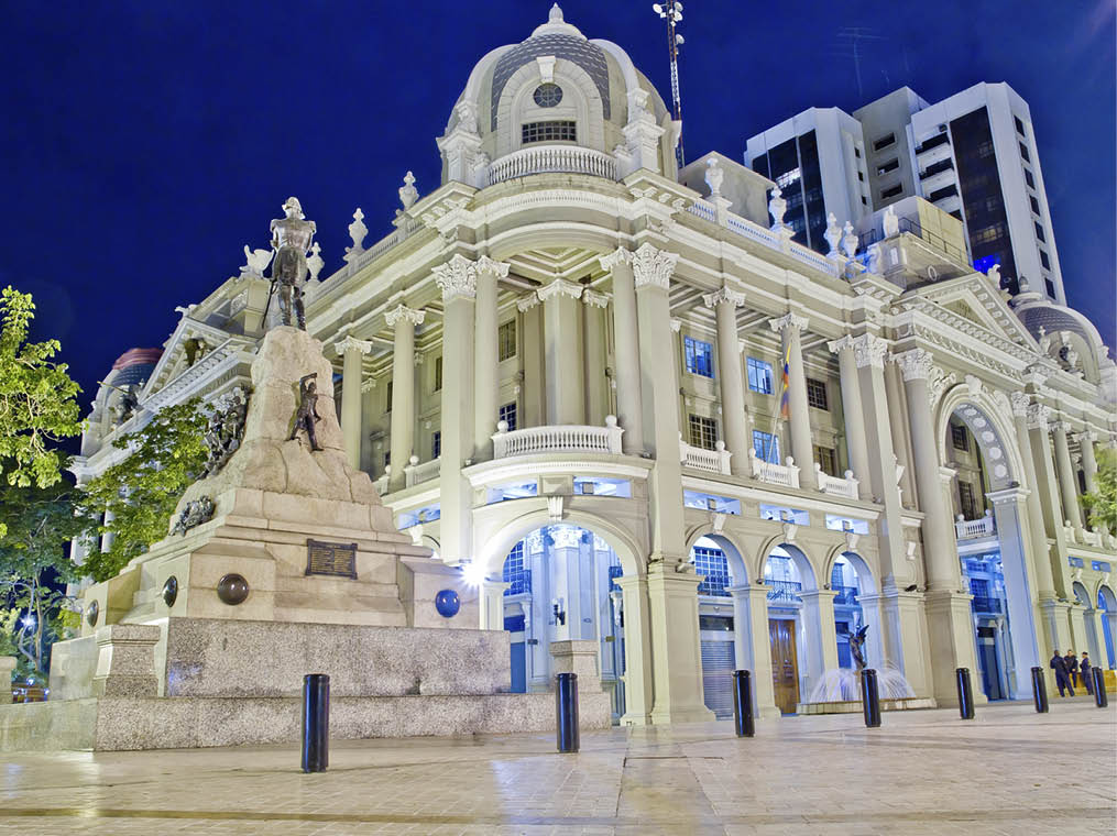 government palace office guayaquil ecuador malecon 2000