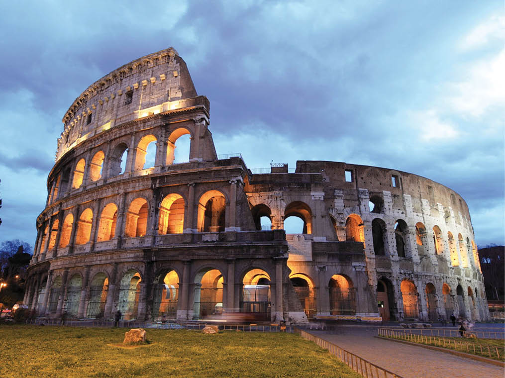 Rome Colosseum at twilight Shutterstock_32277271