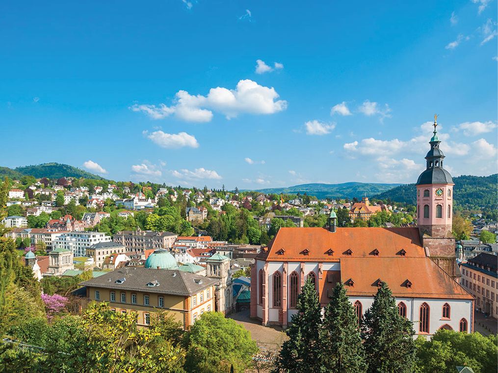 Stadtpanorama mit Stiftskirche, Baden-Baden, Schwarzwald, Baden-Württemberg, Deutschland, Europa