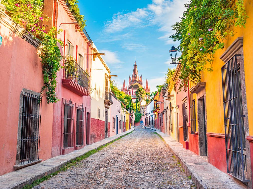 Beautiful streets and colorful facades of San Miguel de Allende in Guanajuato, Mexico 