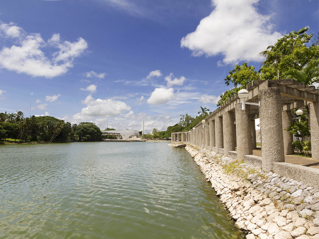 Concrete Pergola at the Tomas Garrido park, a city landmark, by the Illusion Lagoon 
