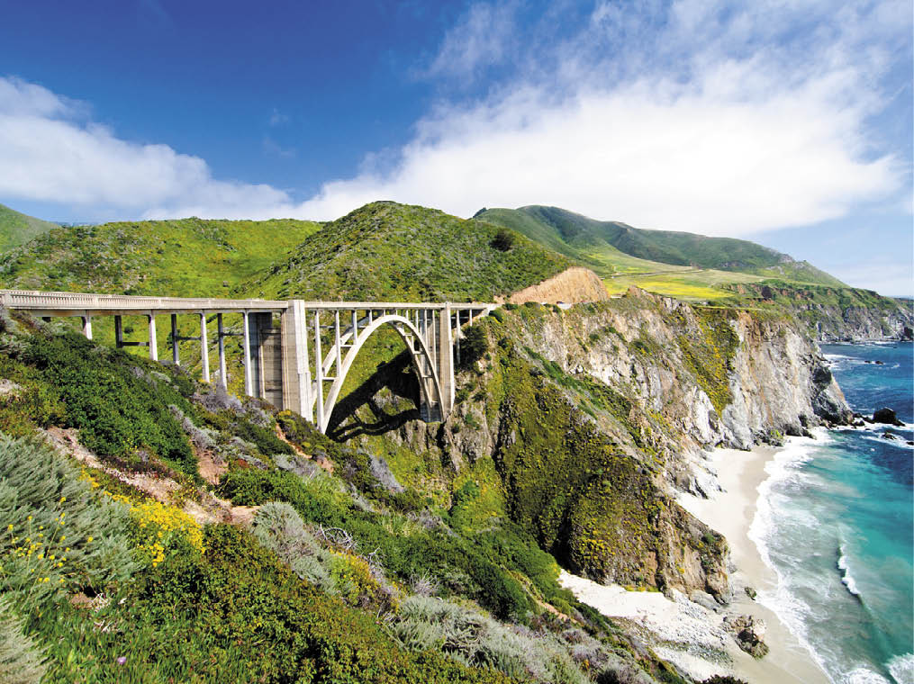 The most photographed bridge along the Pacific Coast 
